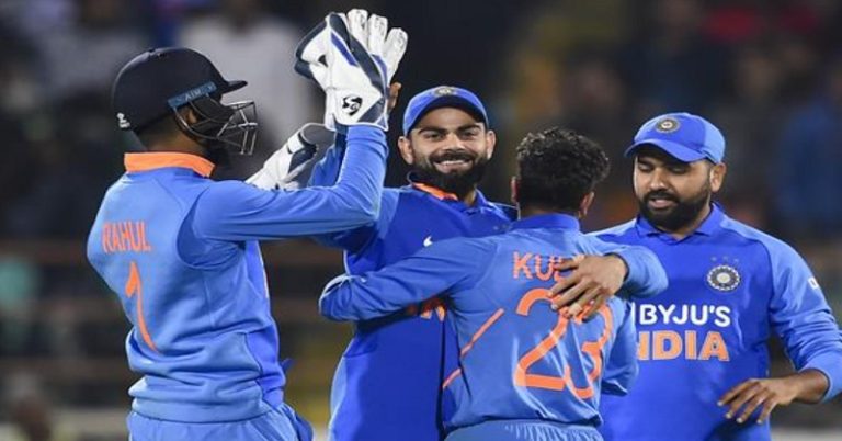 IND vs SL: रोहित शर्मा के इस एक फैसले ने रखी भारत के जीत की नींव, लो स्कोरिंग मैच में श्रीलंका को 4 विकेट से दी मात