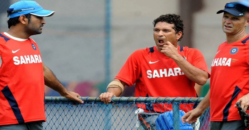 "सचिन तेंदुलकर नाखुश थे लेकिन धोनी..", भारतीय टीम को वर्ल्ड कप जिताने वाले कोच ने खोला बड़ा राज